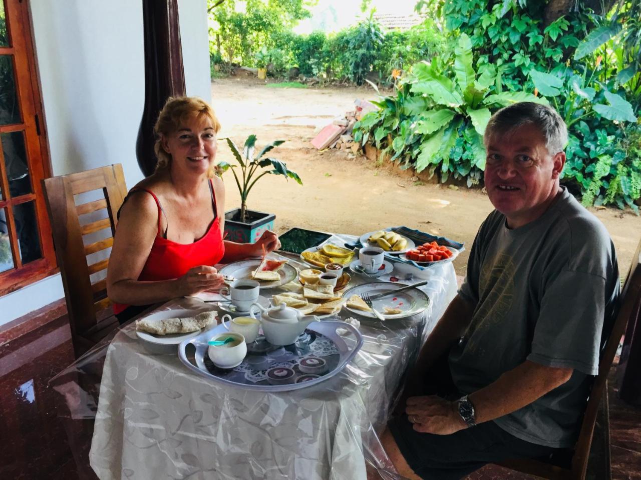 Malee Homestay Polonnaruwa Εξωτερικό φωτογραφία