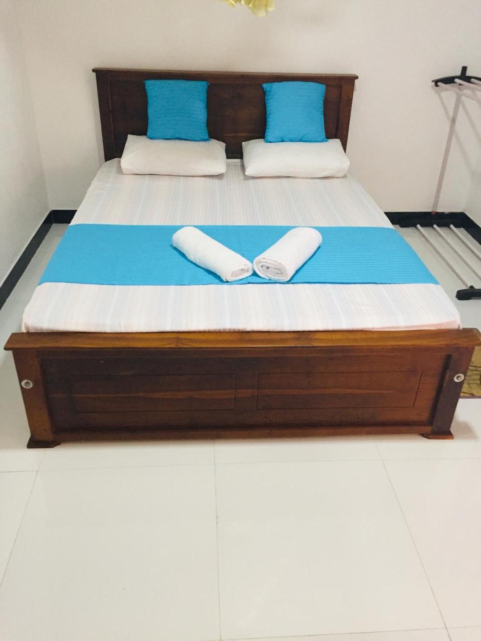 Malee Homestay Polonnaruwa Εξωτερικό φωτογραφία