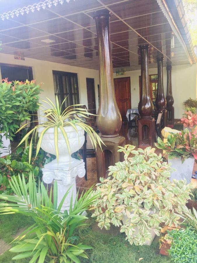 Malee Homestay Polonnaruwa Εξωτερικό φωτογραφία